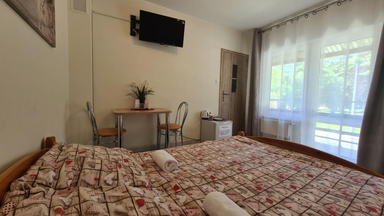 Dom Joanna Bed & Breakfast Dziwnow Exterior photo